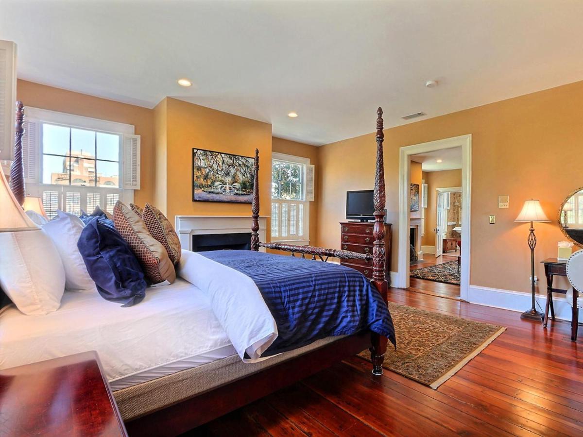 Bird Baldwin Forsyth Suite Savannah Extérieur photo