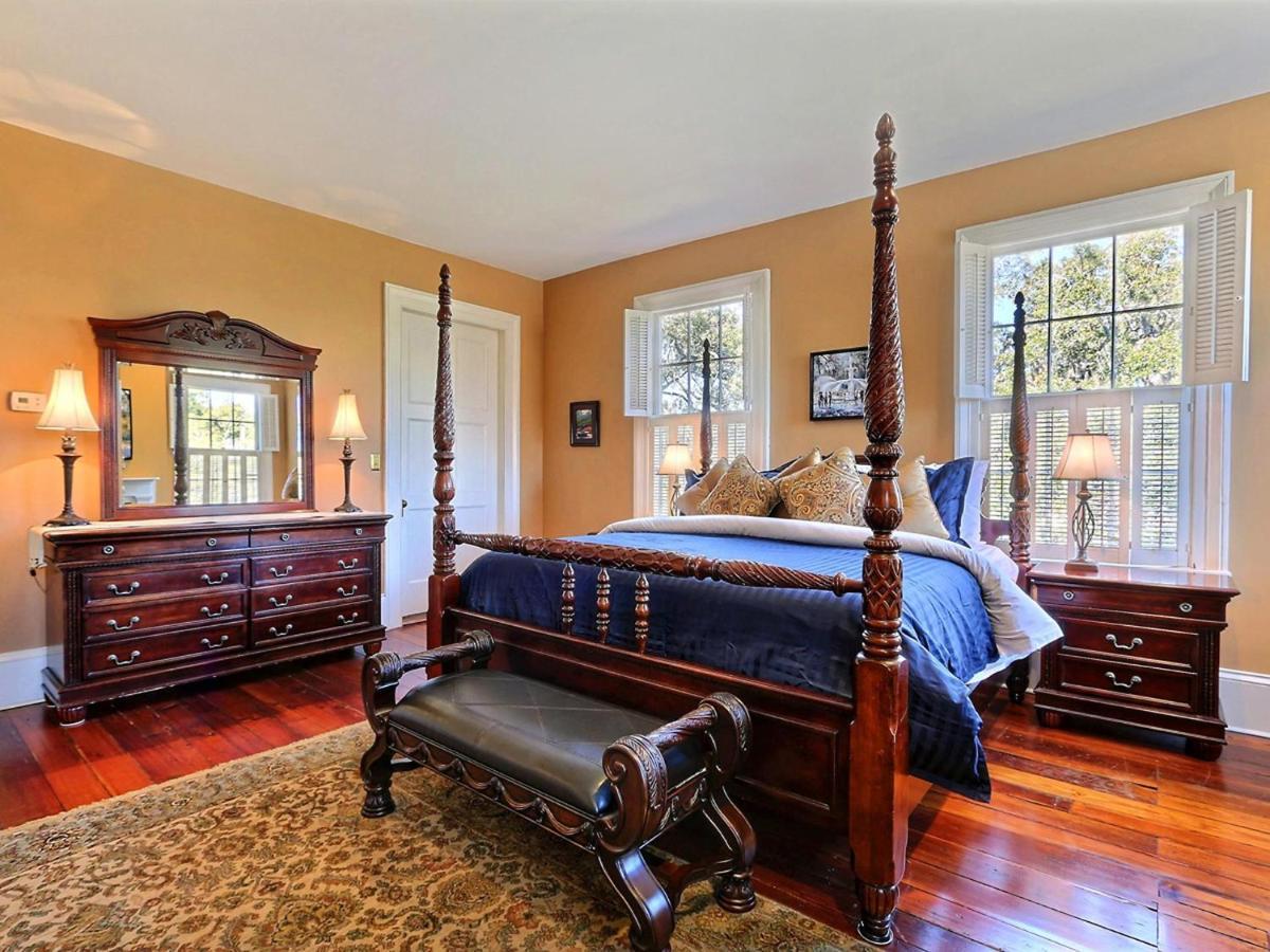 Bird Baldwin Forsyth Suite Savannah Extérieur photo