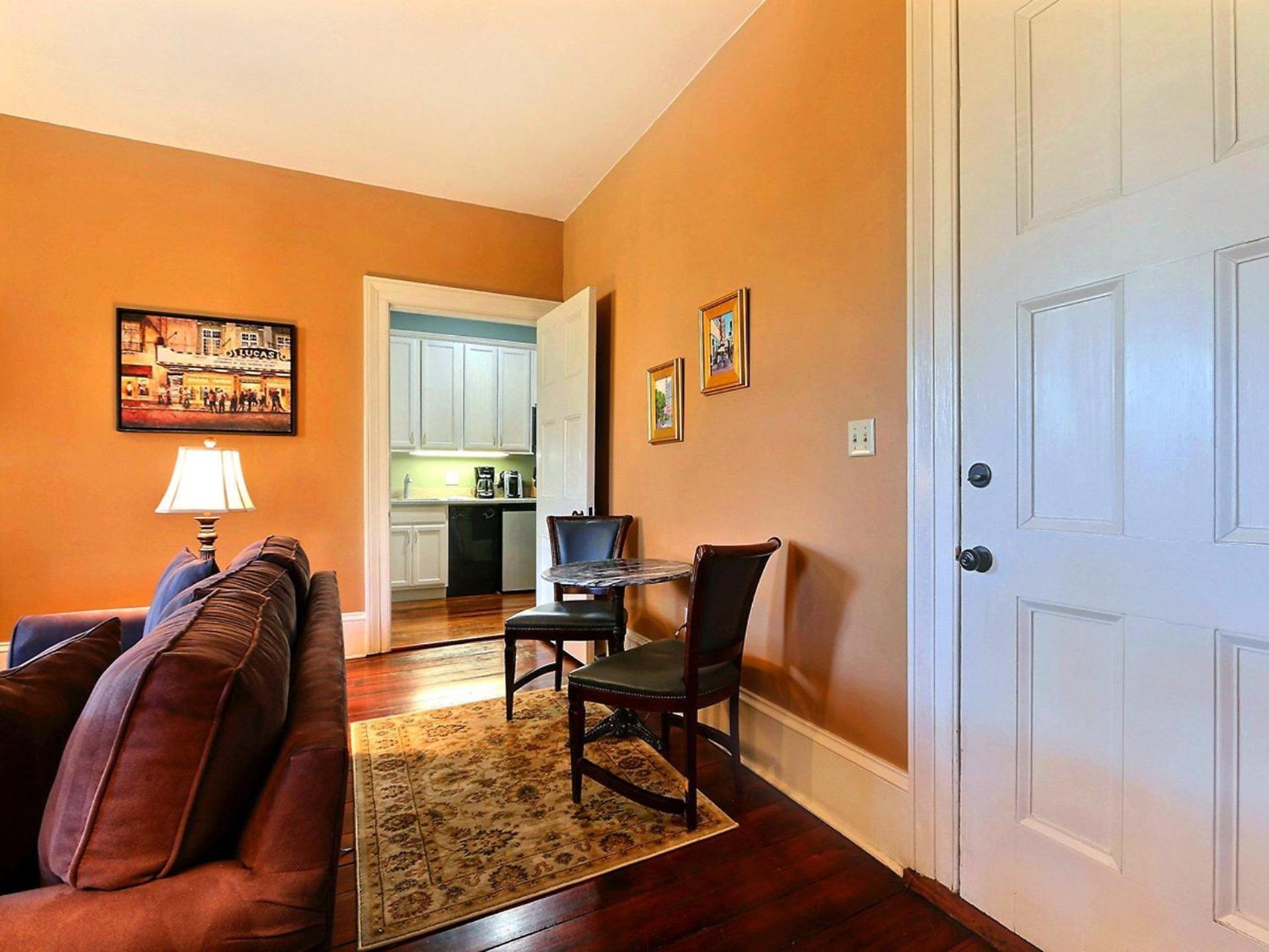 Bird Baldwin Forsyth Suite Savannah Extérieur photo